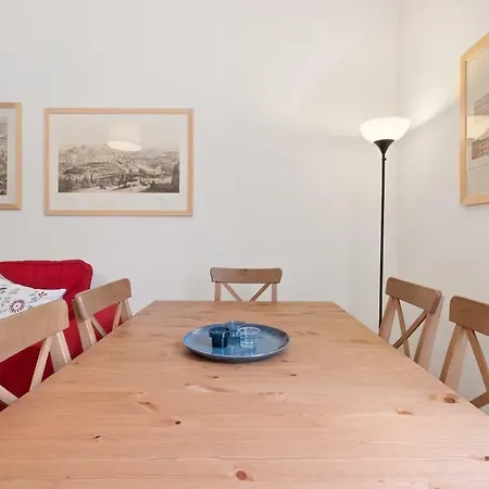 Sleek Flat Up To 4 Guests Close To Vatican Museums Appartamento Roma