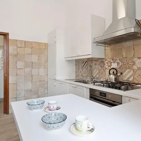 Sleek Flat Up To 4 Guests Close To Vatican Museums