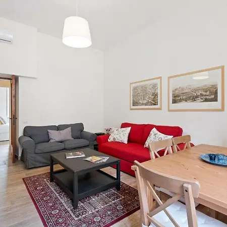 Sleek Flat Up To 4 Guests Close To Vatican Museums